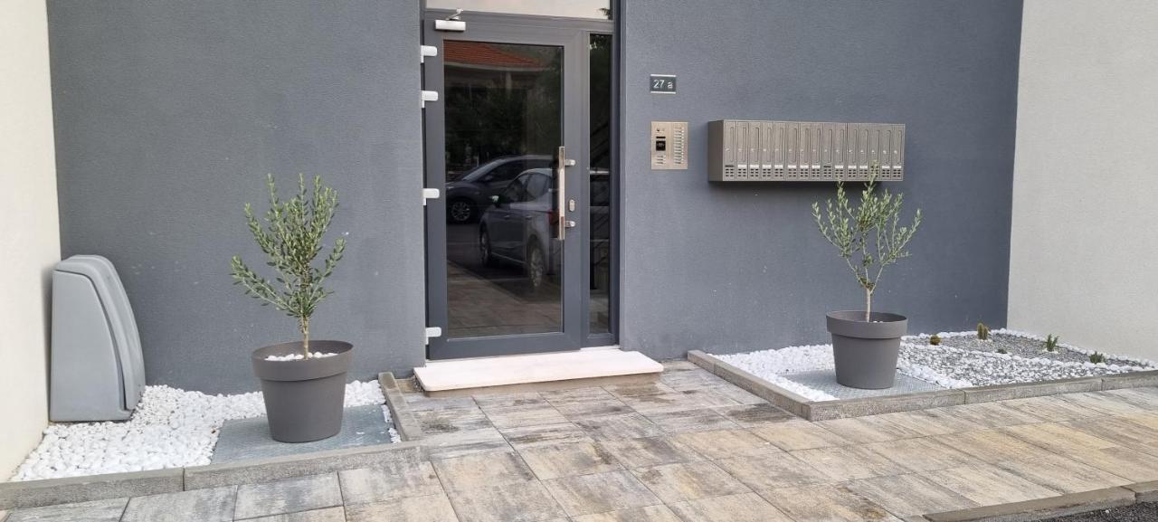 Apartments Elite Трогір Екстер'єр фото